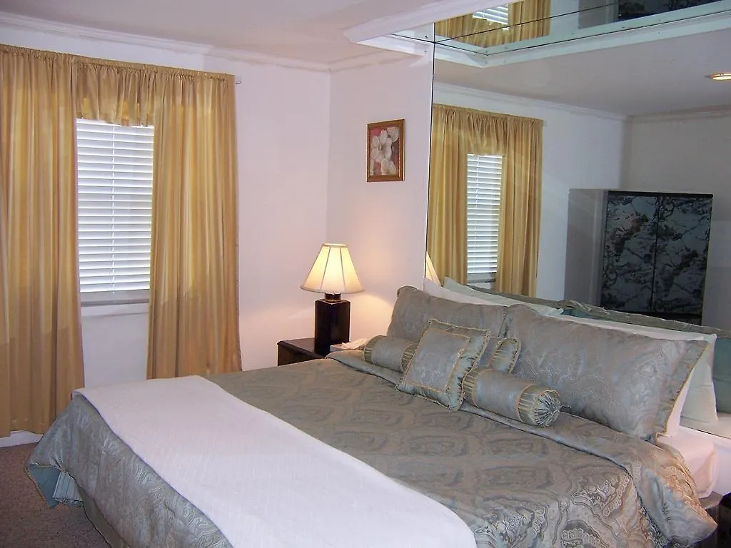 Resort Sunrise Beach Club And Villas - Paradise Island