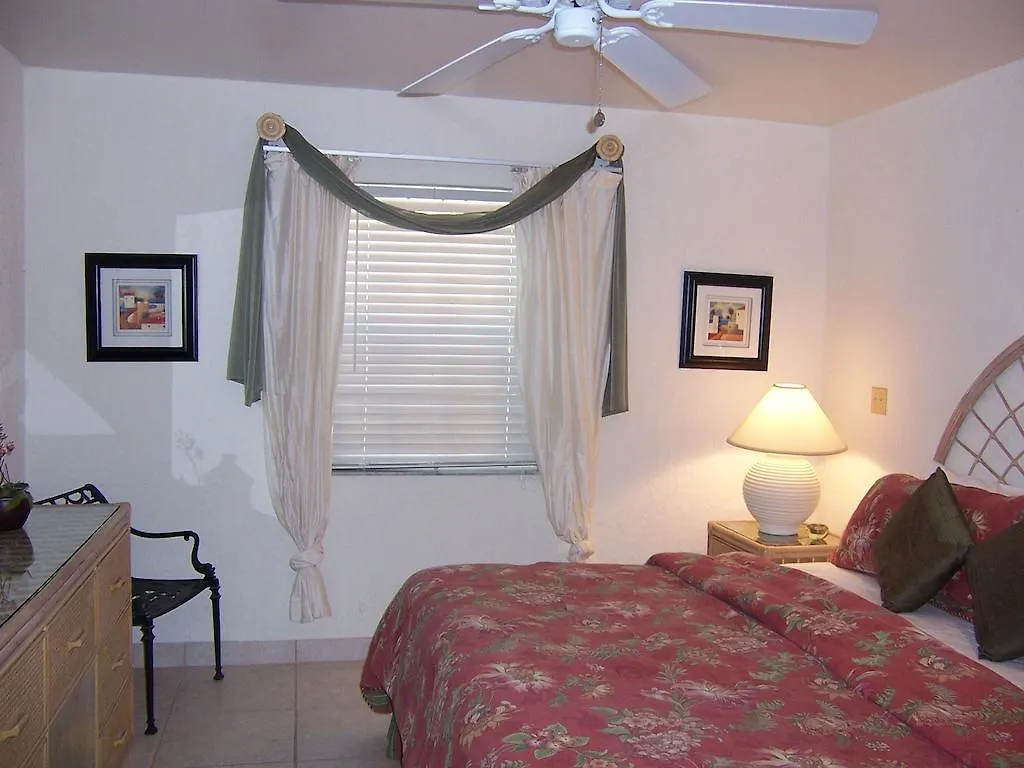 Sunrise Beach Club And Villas - Paradise Island 4*,